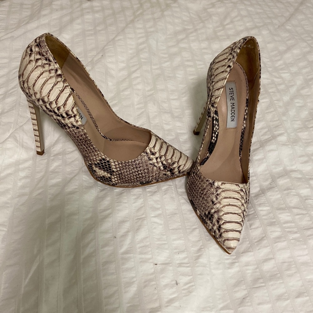 Steve Madden Snake Heels